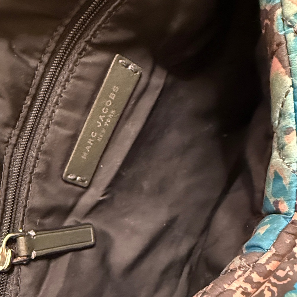 Marc Jacob’s Natasha Blue Floral Quilted Crossbody Bag - Picture 5 of 5